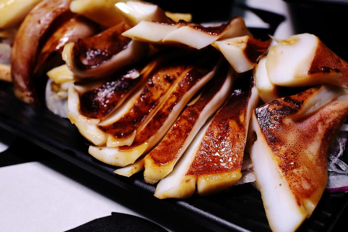 桃園平價熱炒首選！酒霸燒物酒館，隱藏版人氣烤鯛魚、串燒、熱炒