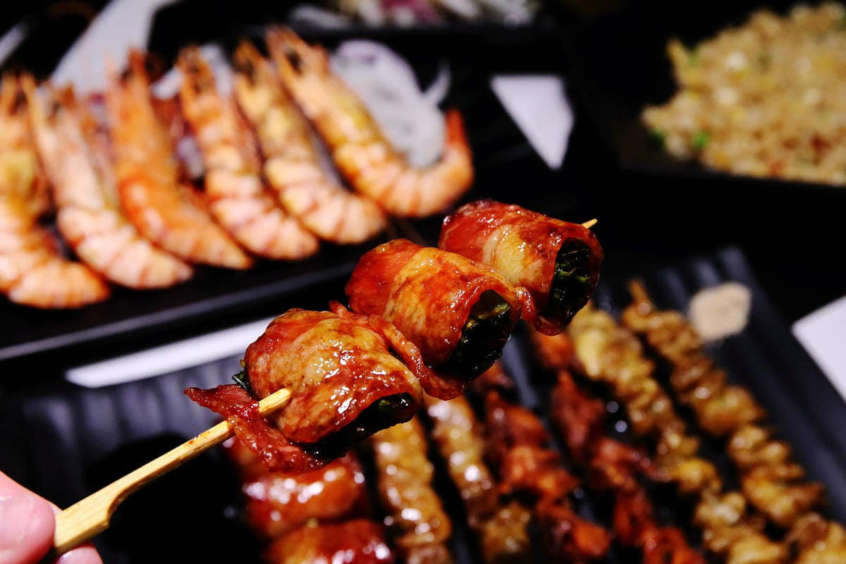 桃園平價熱炒首選！酒霸燒物酒館，隱藏版人氣烤鯛魚、串燒、熱炒