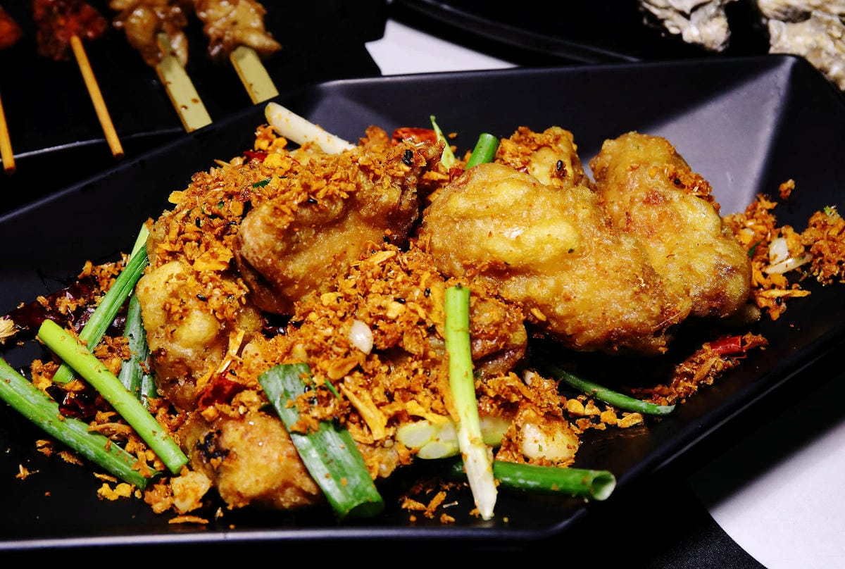 桃園平價熱炒首選！酒霸燒物酒館，隱藏版人氣烤鯛魚、串燒、熱炒