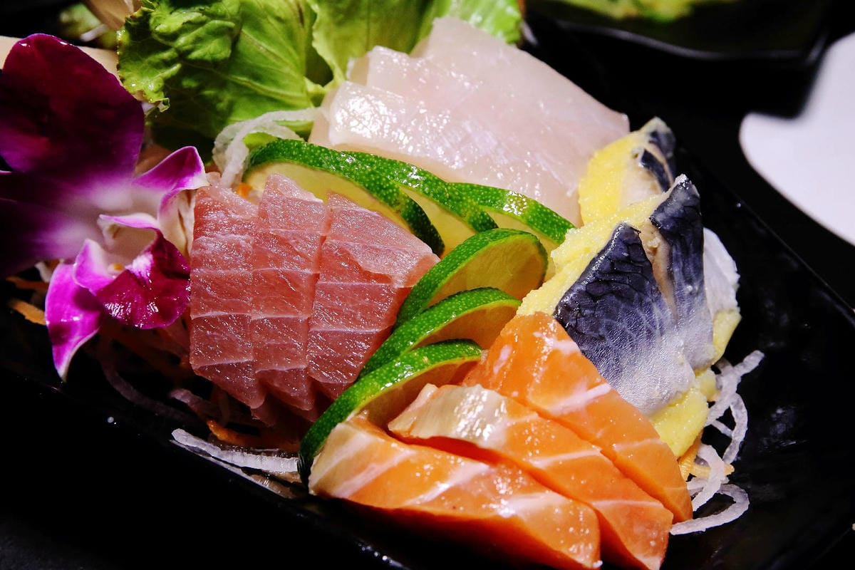 桃園平價熱炒首選！酒霸燒物酒館，隱藏版人氣烤鯛魚、串燒、熱炒