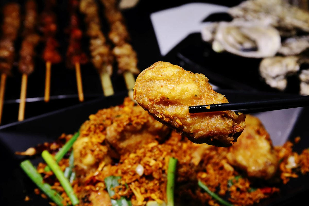 桃園平價熱炒首選！酒霸燒物酒館，隱藏版人氣烤鯛魚、串燒、熱炒