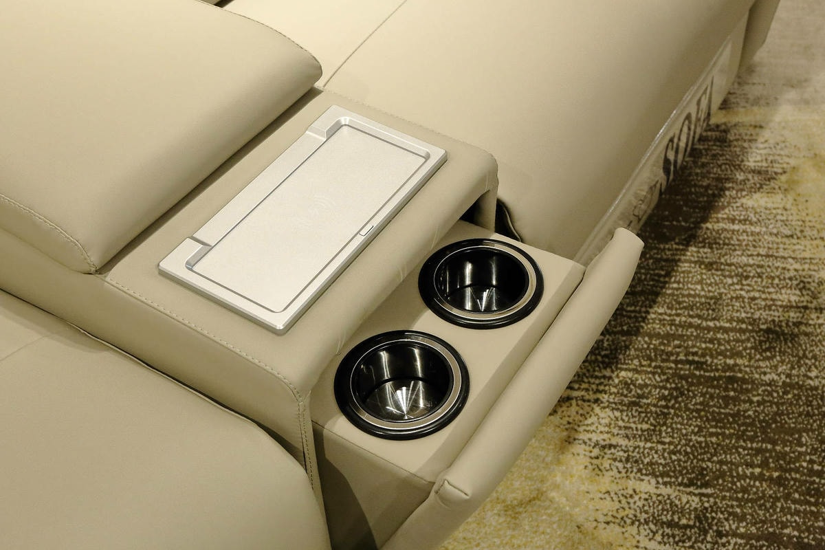 好睡王內湖旗艦店,全台最大、最多義式精品家具,義式經典沙發、 好睡王內湖旗艦店,全台最大、最多義式精品家具,義式經典沙發、