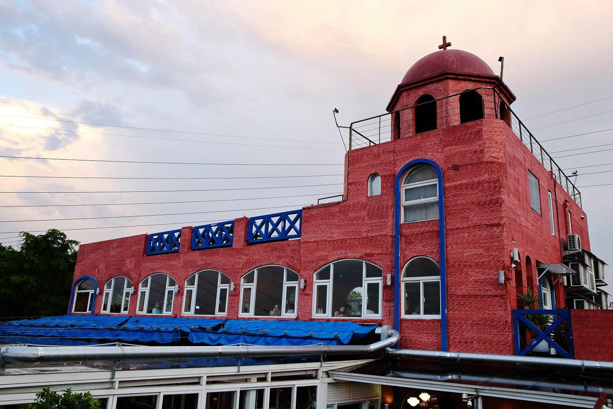 空ㄟ咖啡新竹店，湖口最新景觀餐廳，異國風百萬夜景、室外超大草