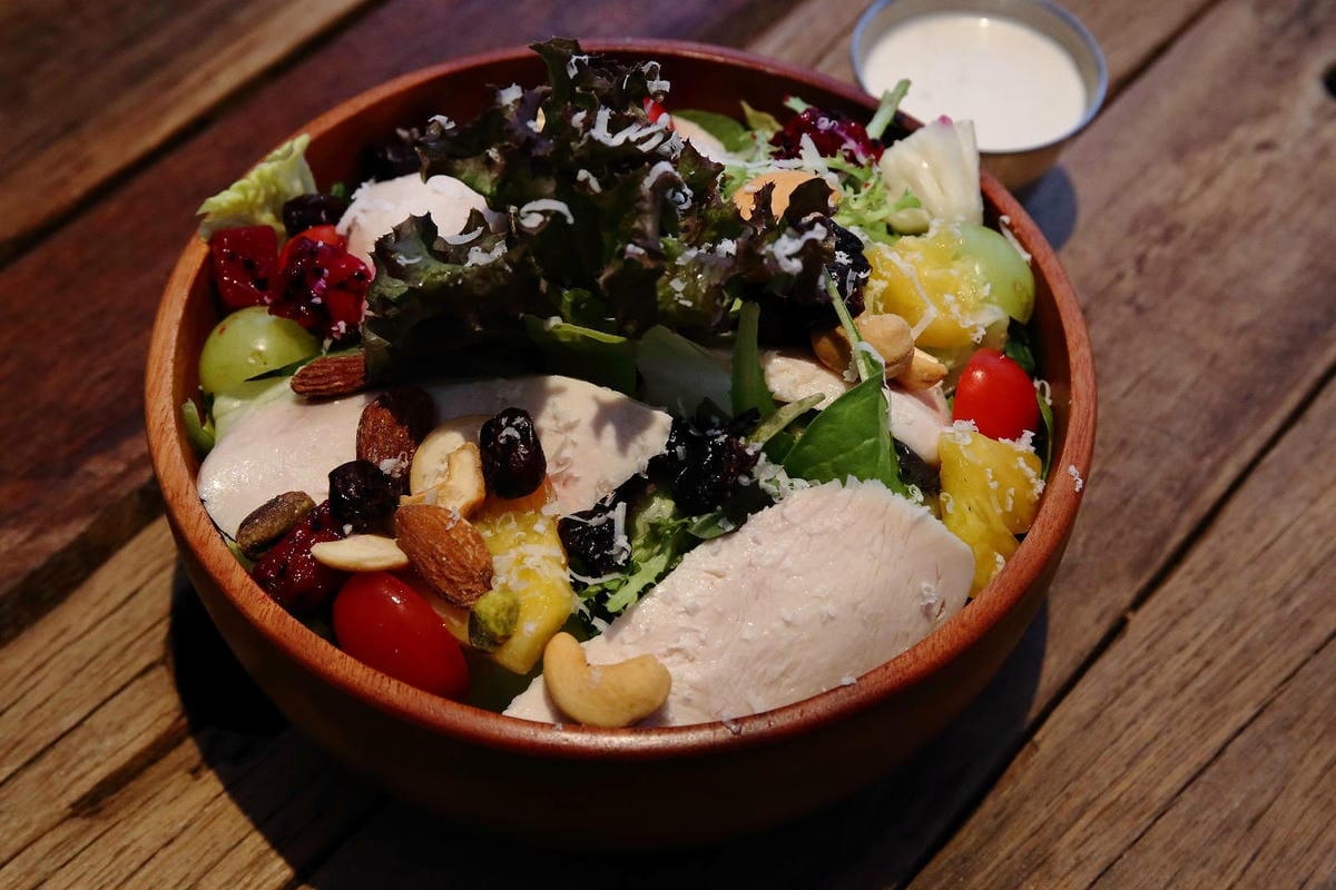 空ㄟ咖啡新竹店，湖口最新景觀餐廳，異國風百萬夜景、室外超大草