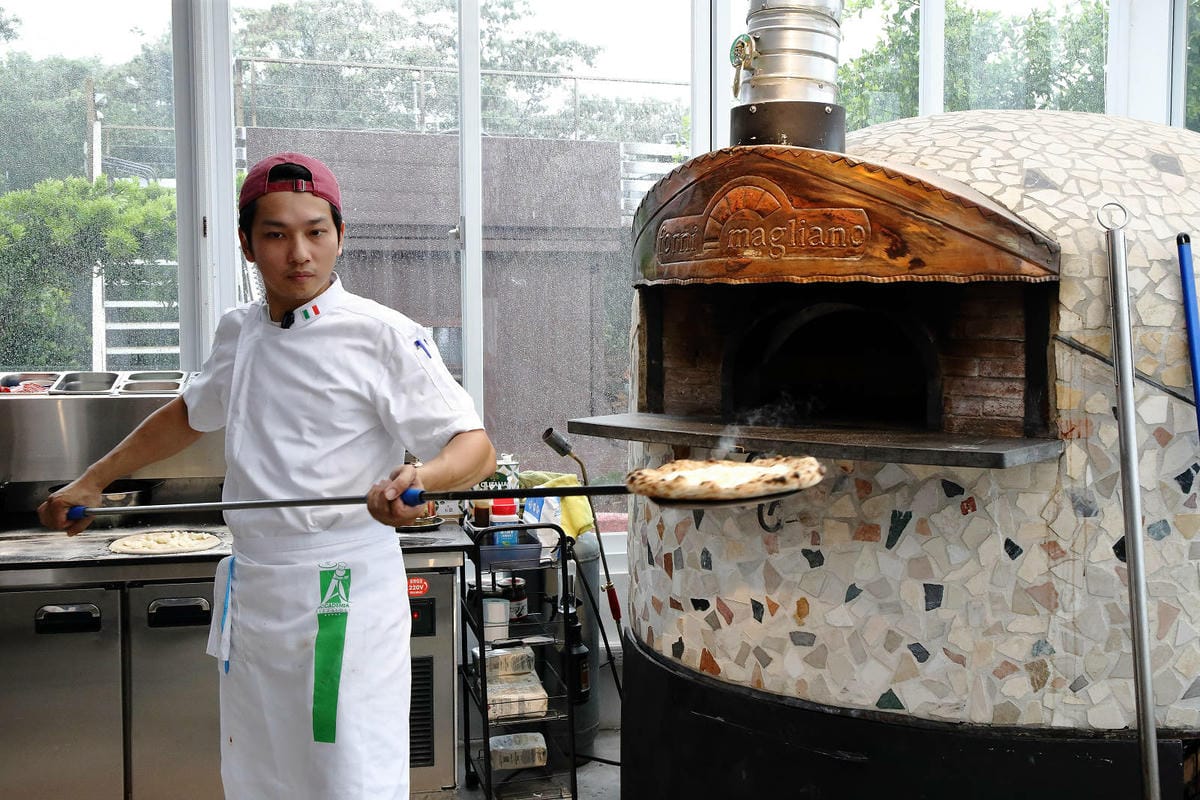 空ㄟ咖啡新竹店，湖口最新景觀餐廳，異國風百萬夜景、室外超大草