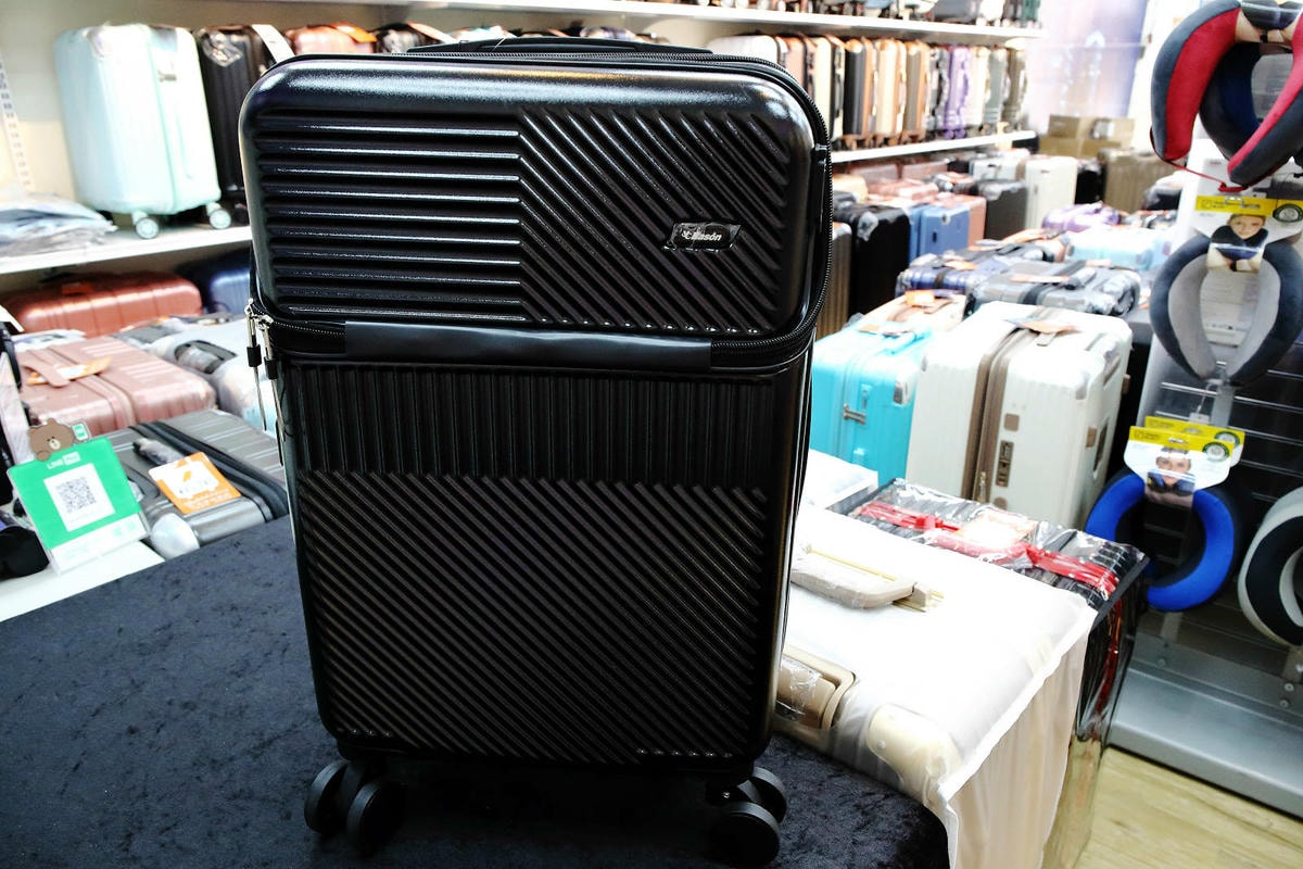 三重行李箱推薦,箱寓三重店新開幕!高顏質、超耐用行李箱品牌推