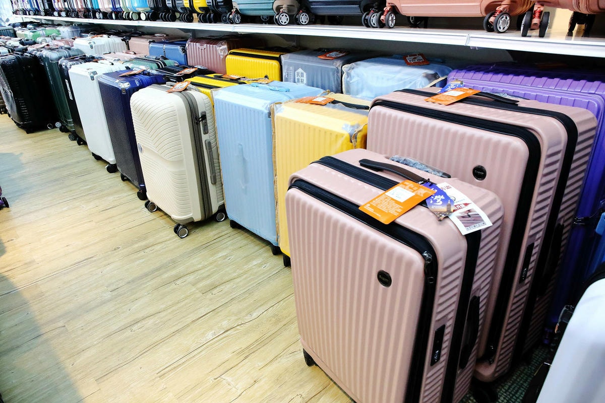 三重行李箱推薦,箱寓三重店新開幕!高顏質、超耐用行李箱品牌推