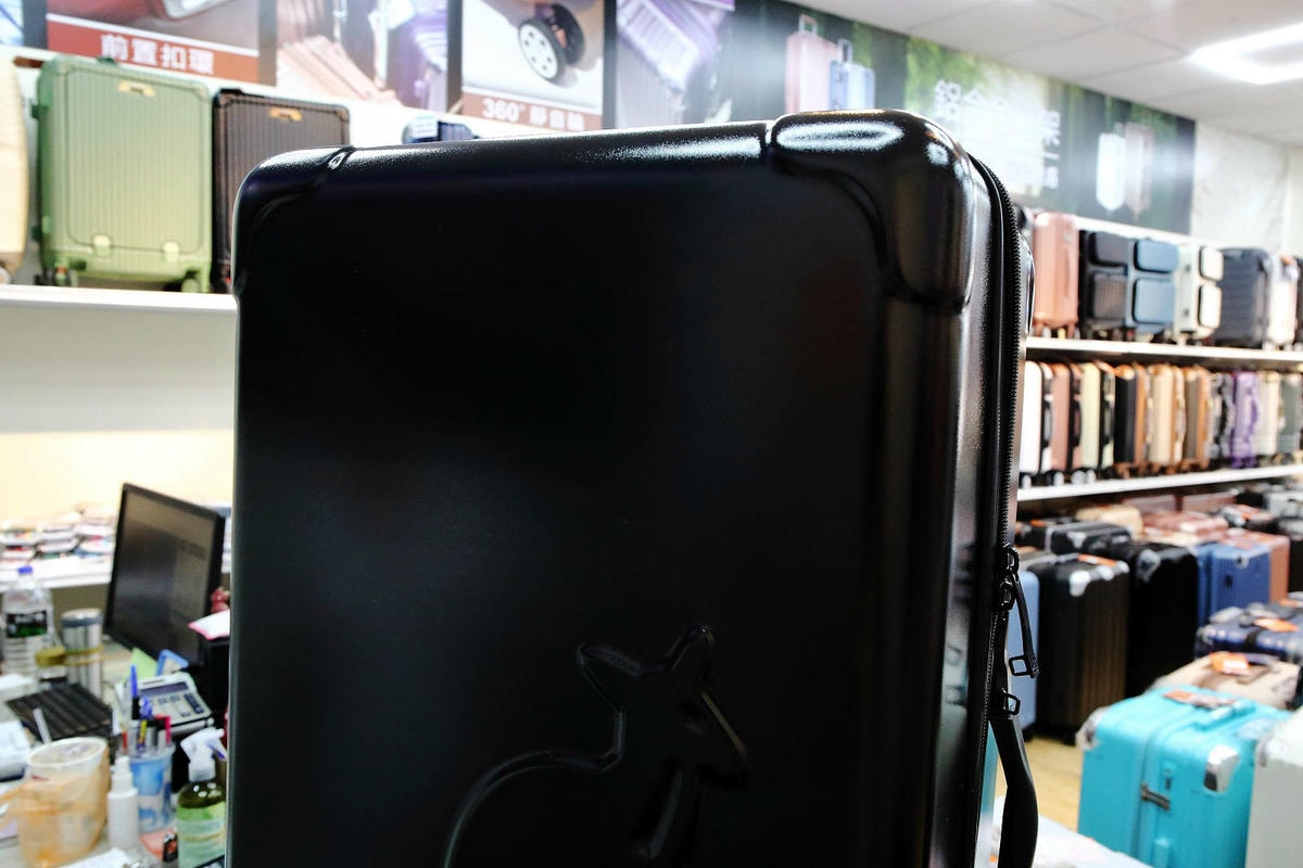 三重行李箱推薦,箱寓三重店新開幕!高顏質、超耐用行李箱品牌推