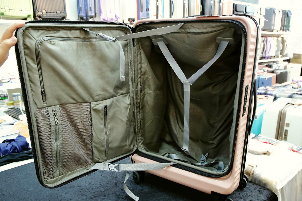 三重行李箱推薦,箱寓三重店新開幕!高顏質、超耐用行李箱品牌推