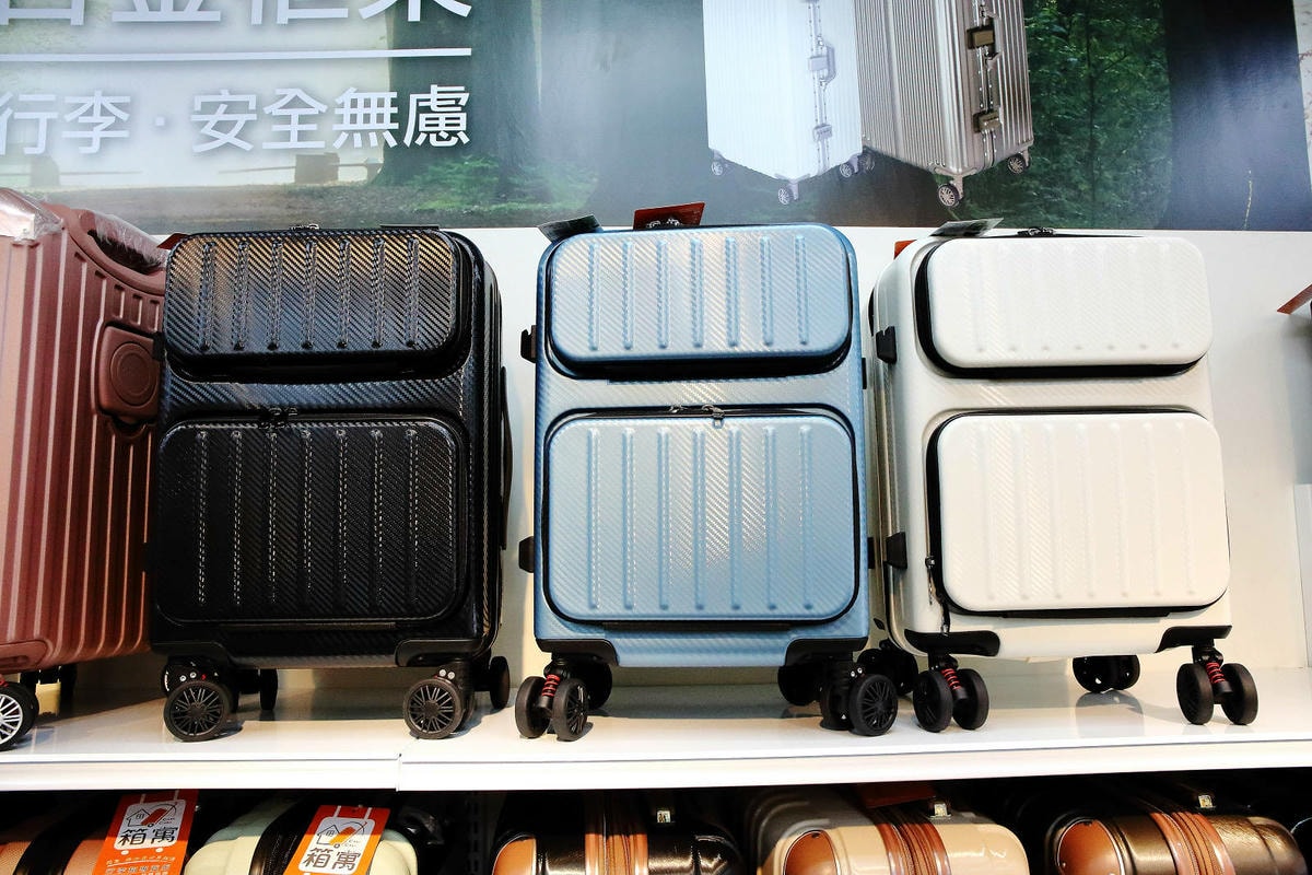 三重行李箱推薦,箱寓三重店新開幕!高顏質、超耐用行李箱品牌推