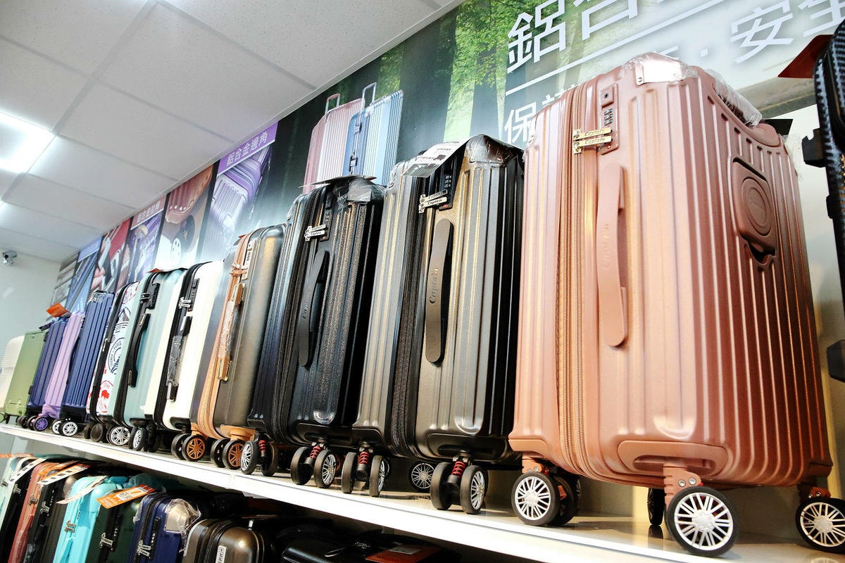三重行李箱推薦,箱寓三重店新開幕!高顏質、超耐用行李箱品牌推