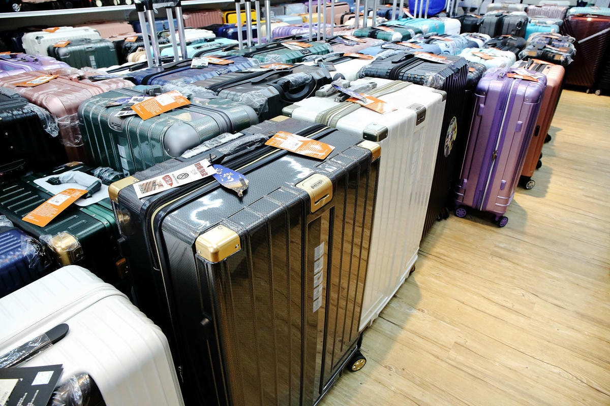 三重行李箱推薦,箱寓三重店新開幕!高顏質、超耐用行李箱品牌推