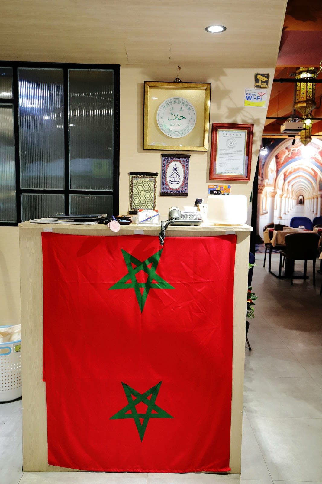 延平南路美食必吃推薦！暮娜餐館，清真認證6/25新開幕的摩洛