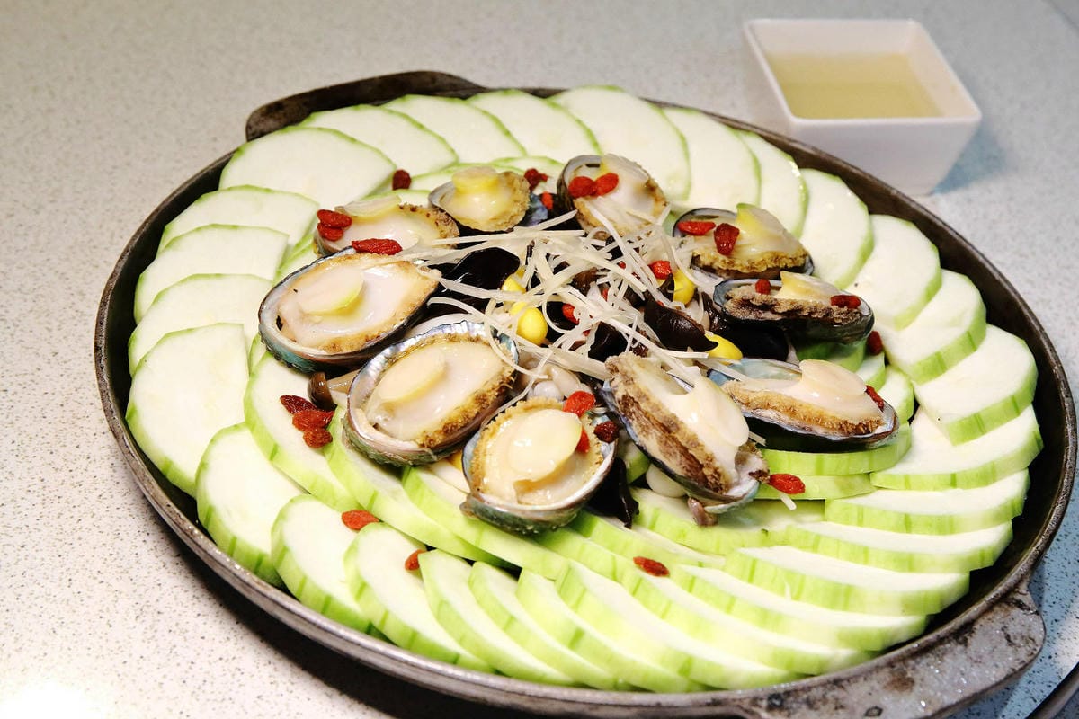 熱鬧滾滾的尾牙祭開跑囉〜宸軒園粵菜海鮮中興店,辦桌只要880 熱鬧滾滾的尾牙祭開跑囉〜宸軒園粵菜海鮮中興店,辦桌只要880