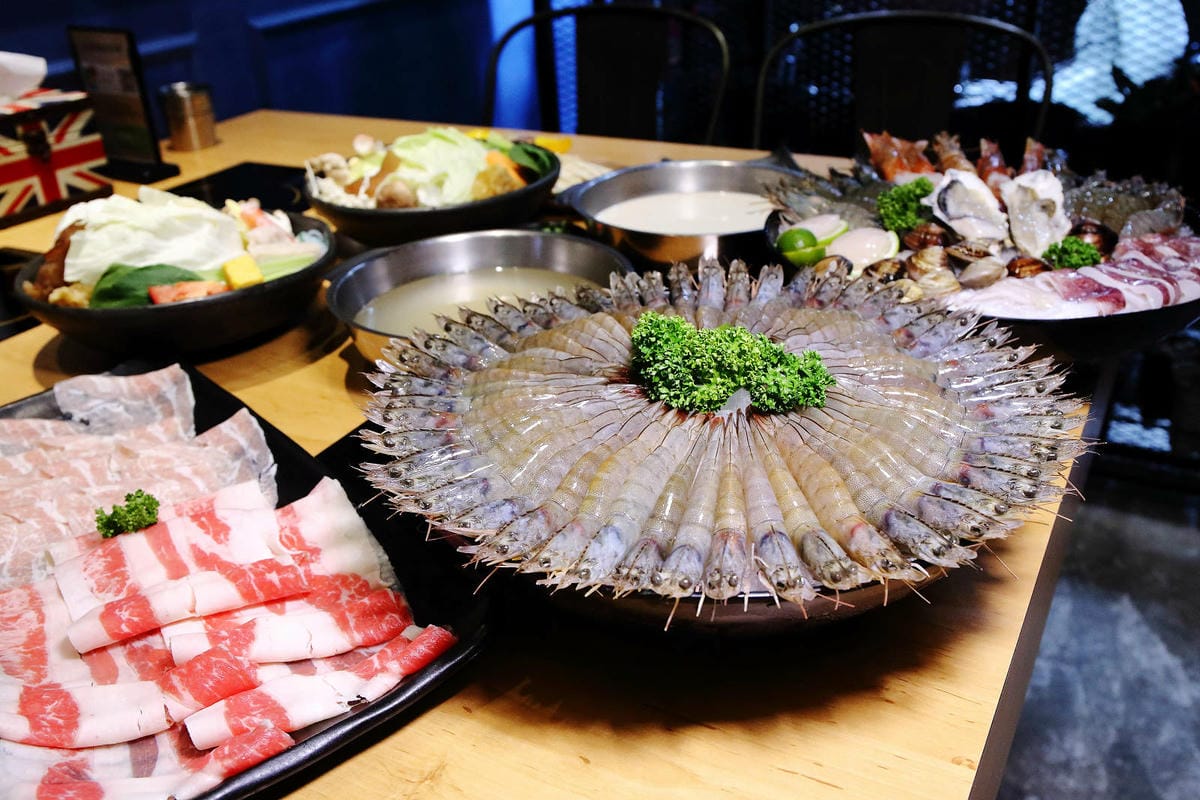 永和火鍋｜火鍋控必收藏！樂野鍋物，CP值超高的海陸雙人套餐超