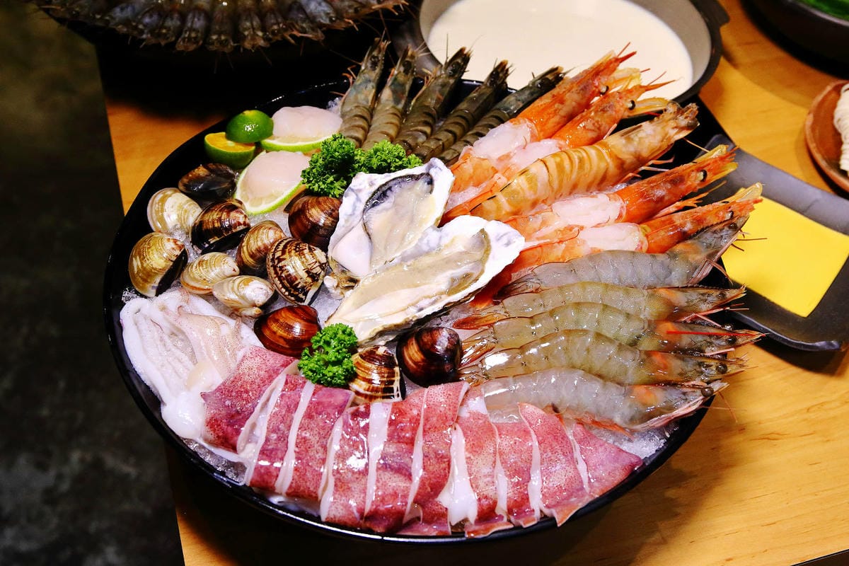 永和火鍋｜火鍋控必收藏！樂野鍋物，CP值超高的海陸雙人套餐超