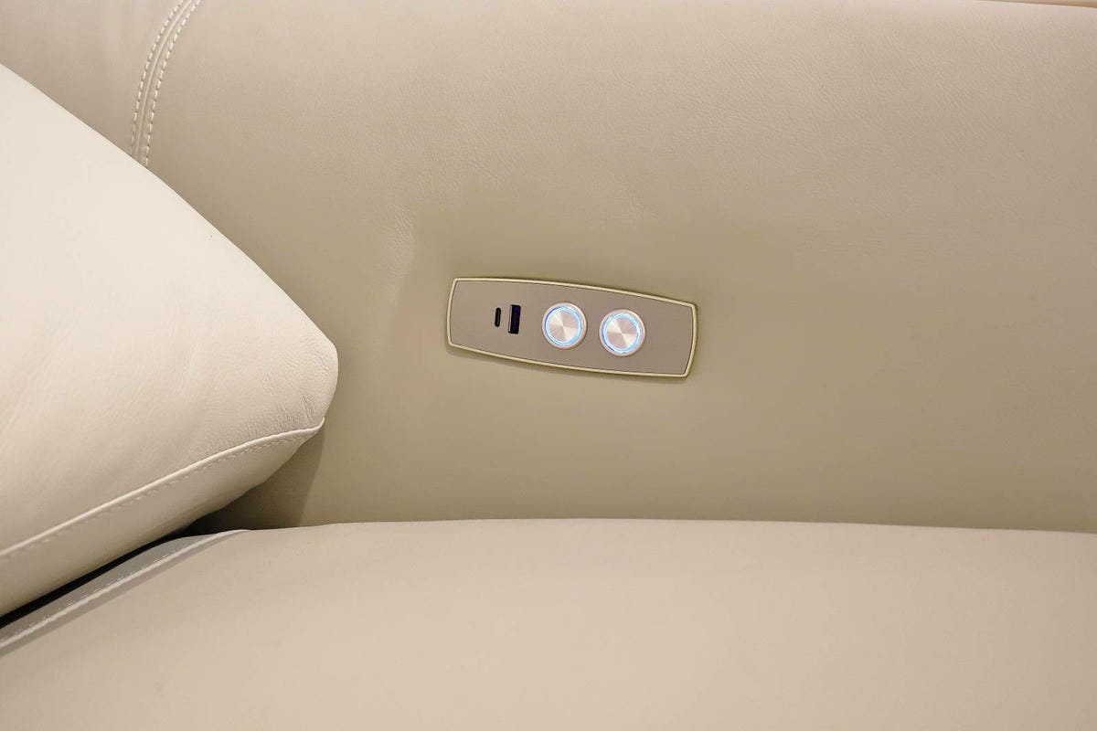 【新北沙發推薦】沙發先生家居，最棒的新北沙發體驗都在這！全台