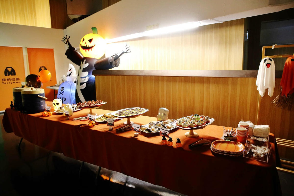 【蟬說:夕陽漫漫】台中獨家毛孩萬聖節露營派對〜百犬夜行-Ha