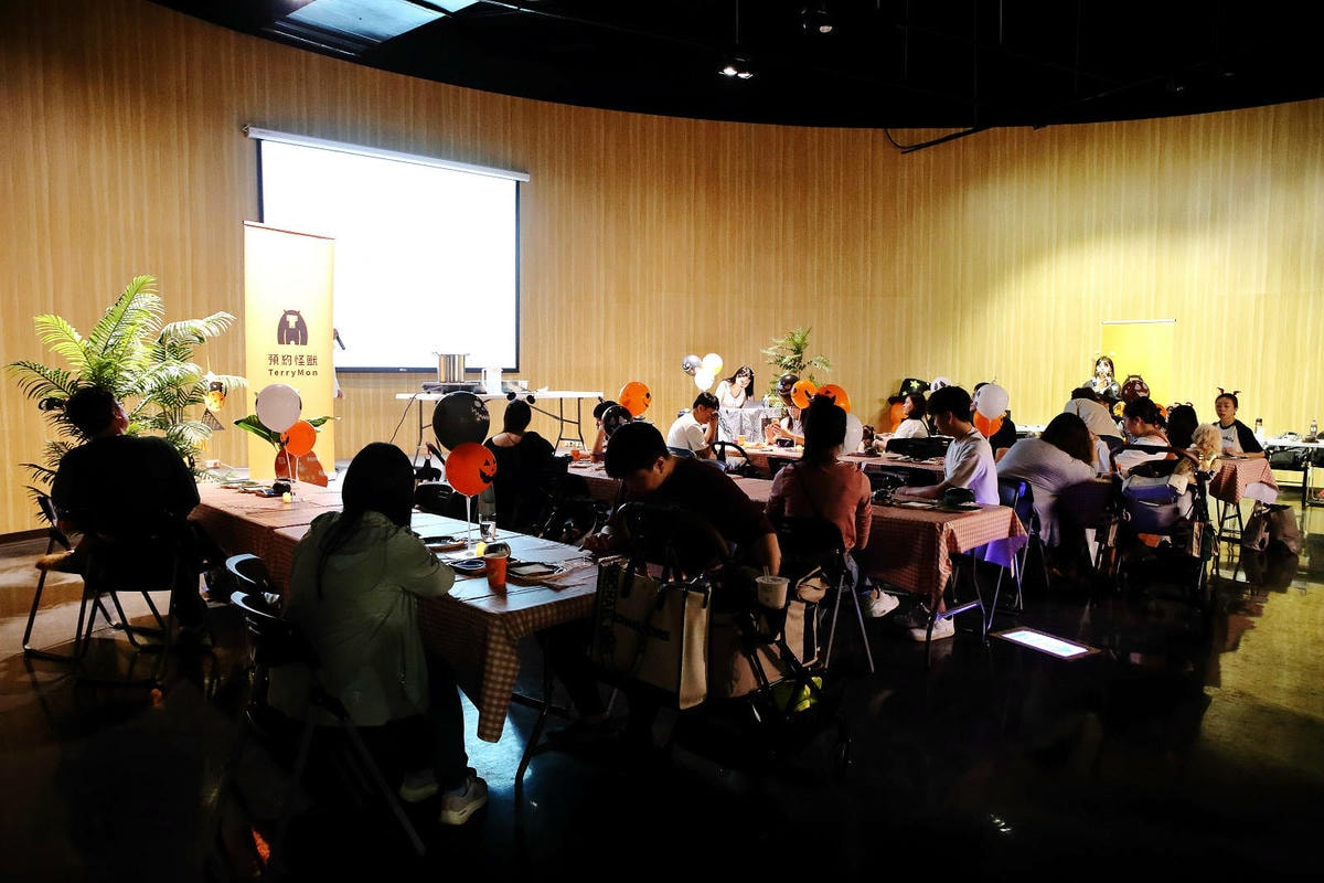 【蟬說:夕陽漫漫】台中獨家毛孩萬聖節露營派對〜百犬夜行-Ha