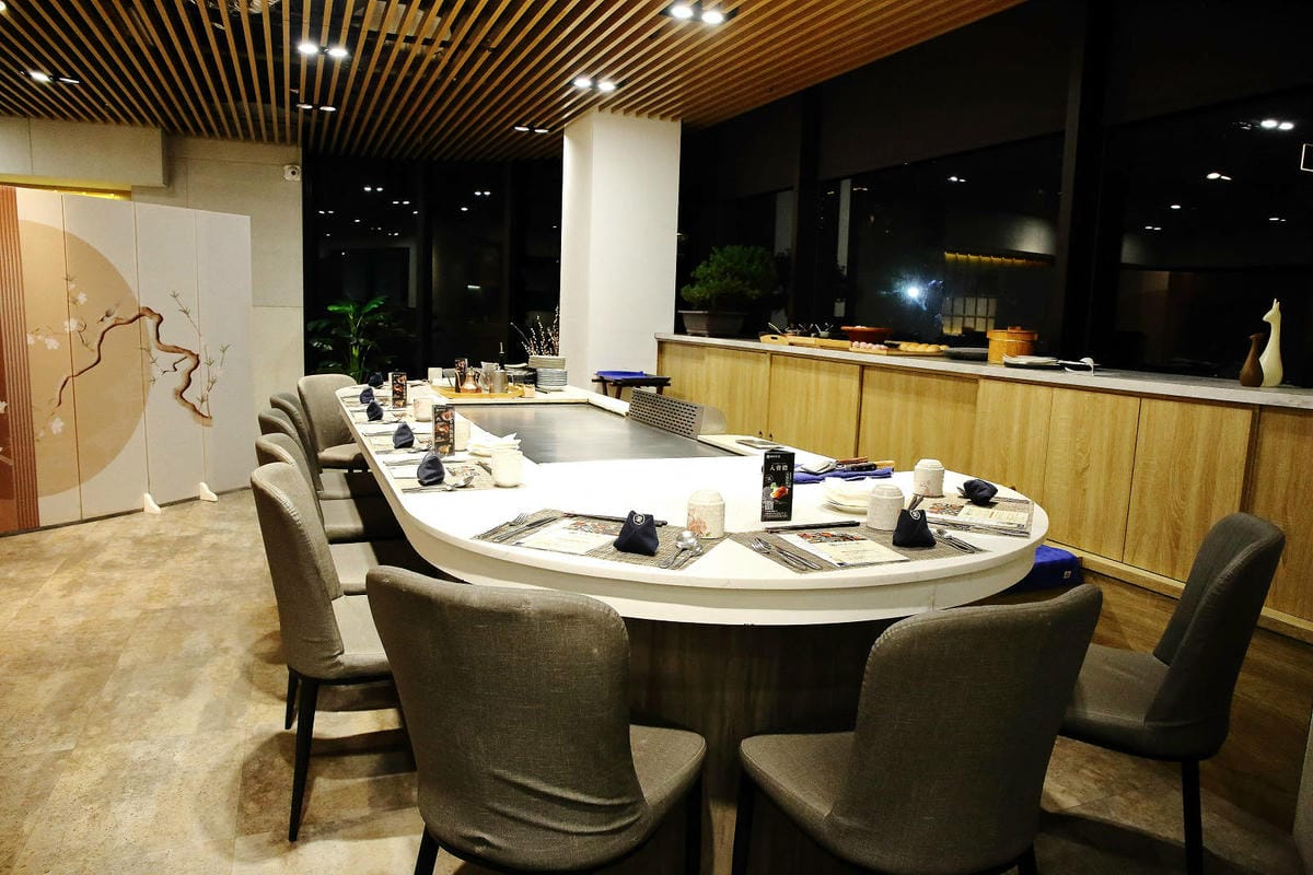 Google 評論4.8高分，無菜單鐵板燒 近在林口，人氣套