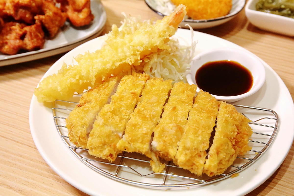 淡水平價丼飯、日式炸天婦羅推薦!隱藏版超人氣浮誇丼飯!19種