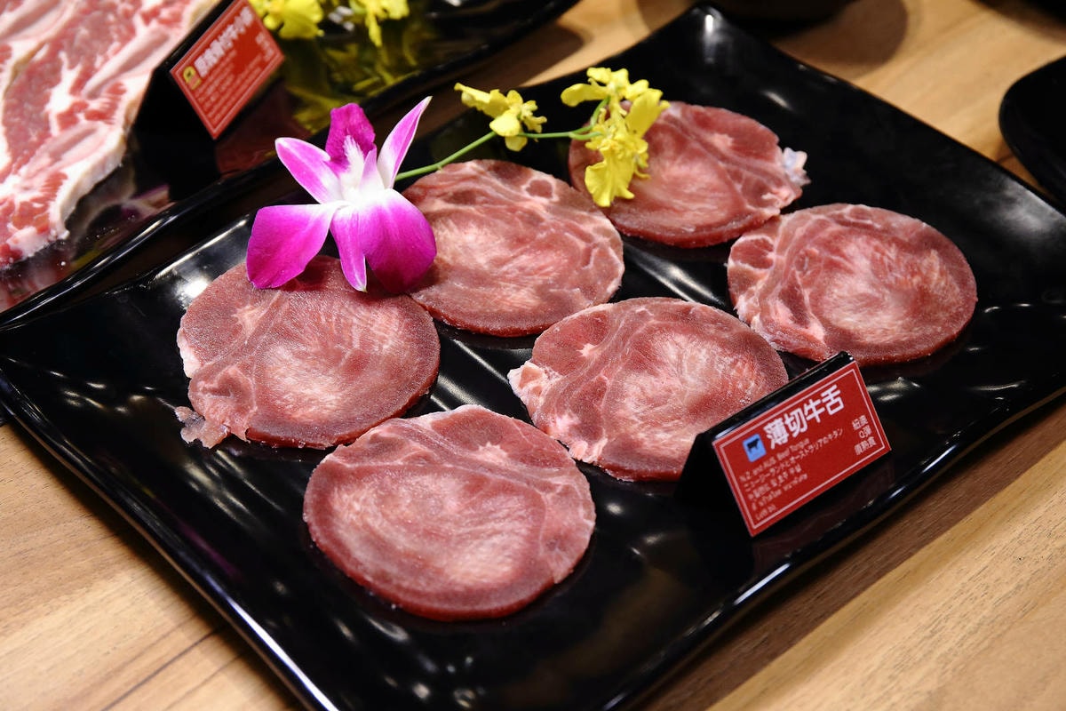 吃燒肉還能看海景?!基隆唯一無敵海景燒肉吃到飽!燒肉吃到飽推