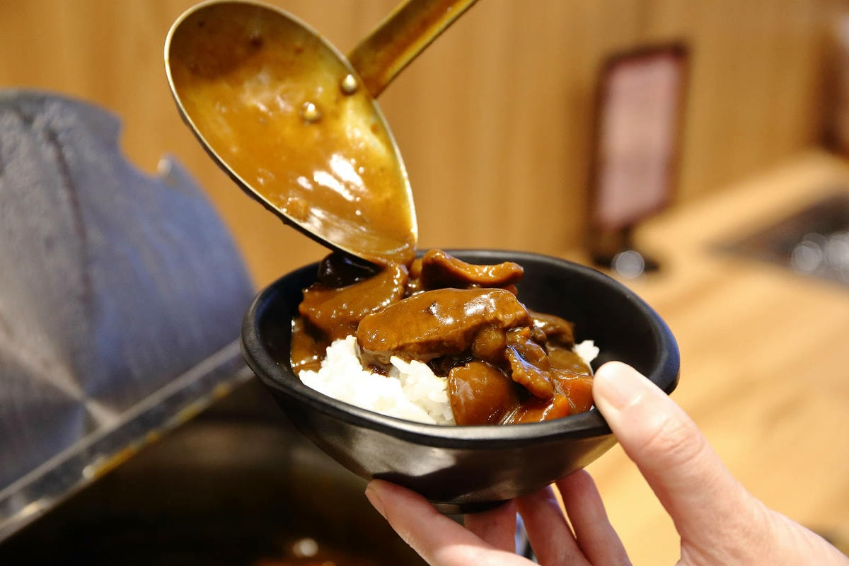 吃燒肉還能看海景?!基隆唯一無敵海景燒肉吃到飽!燒肉吃到飽推