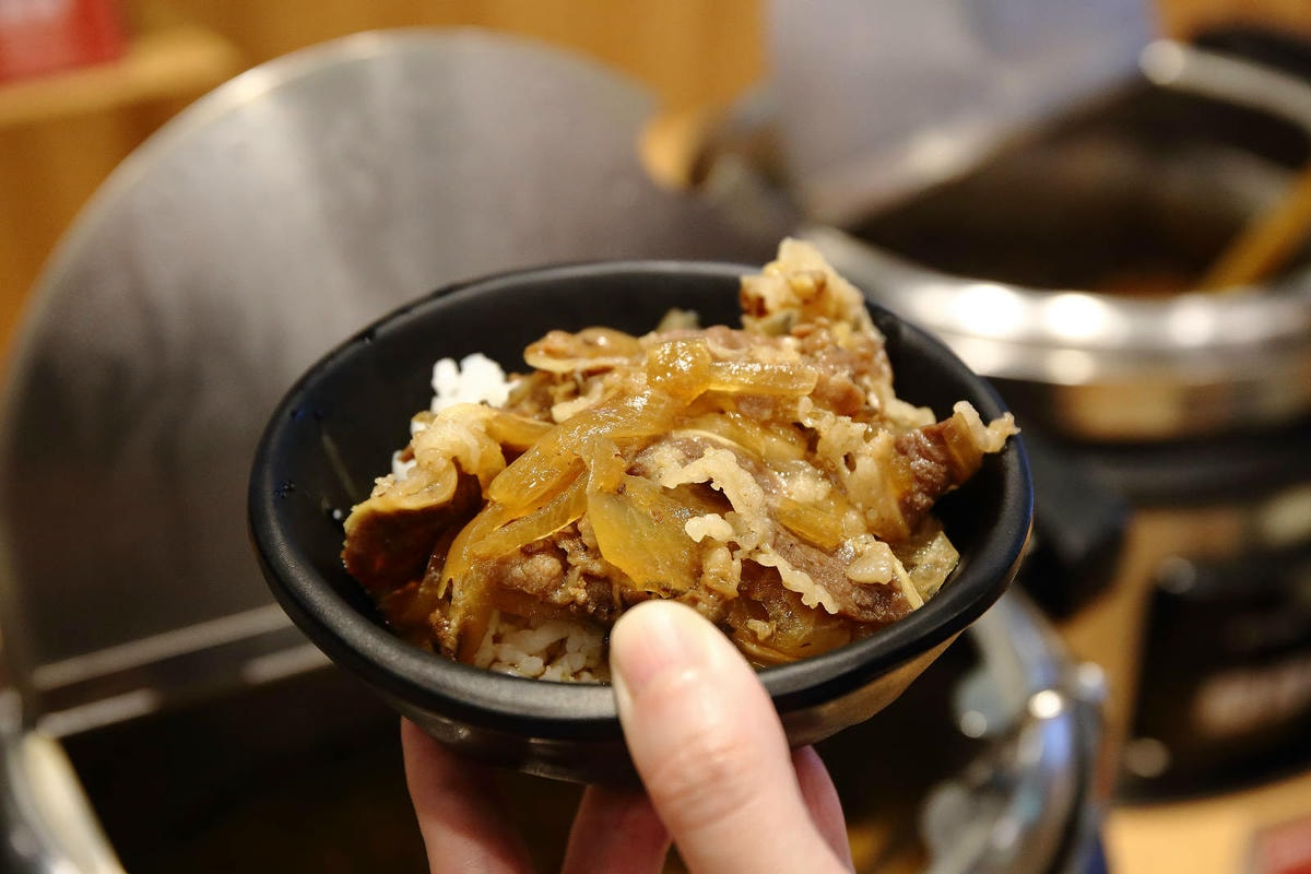 吃燒肉還能看海景?!基隆唯一無敵海景燒肉吃到飽!燒肉吃到飽推