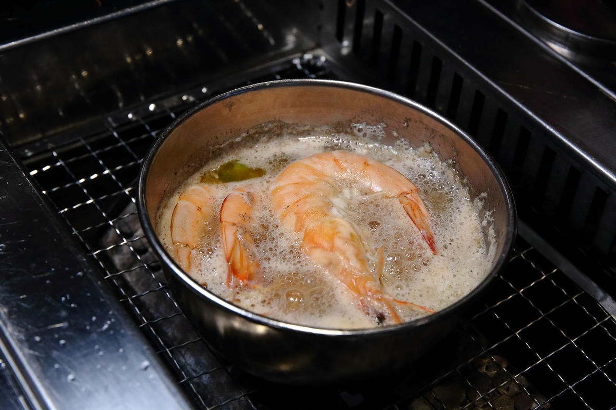 吃燒肉還能看海景?!基隆唯一無敵海景燒肉吃到飽!燒肉吃到飽推