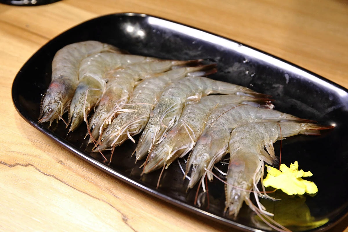 吃燒肉還能看海景?!基隆唯一無敵海景燒肉吃到飽!燒肉吃到飽推