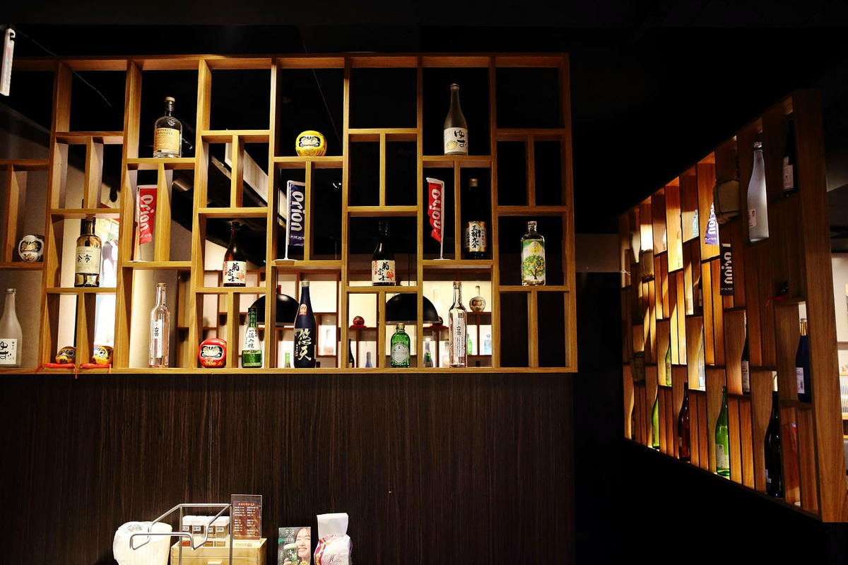 【新開店】串燒自動燒烤搶先吃!一起烤串-想吃什麼串燒放上去就