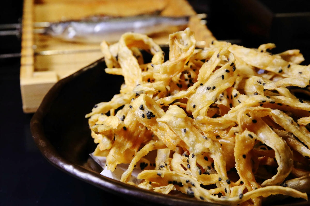 【新開店】串燒自動燒烤搶先吃!一起烤串-想吃什麼串燒放上去就