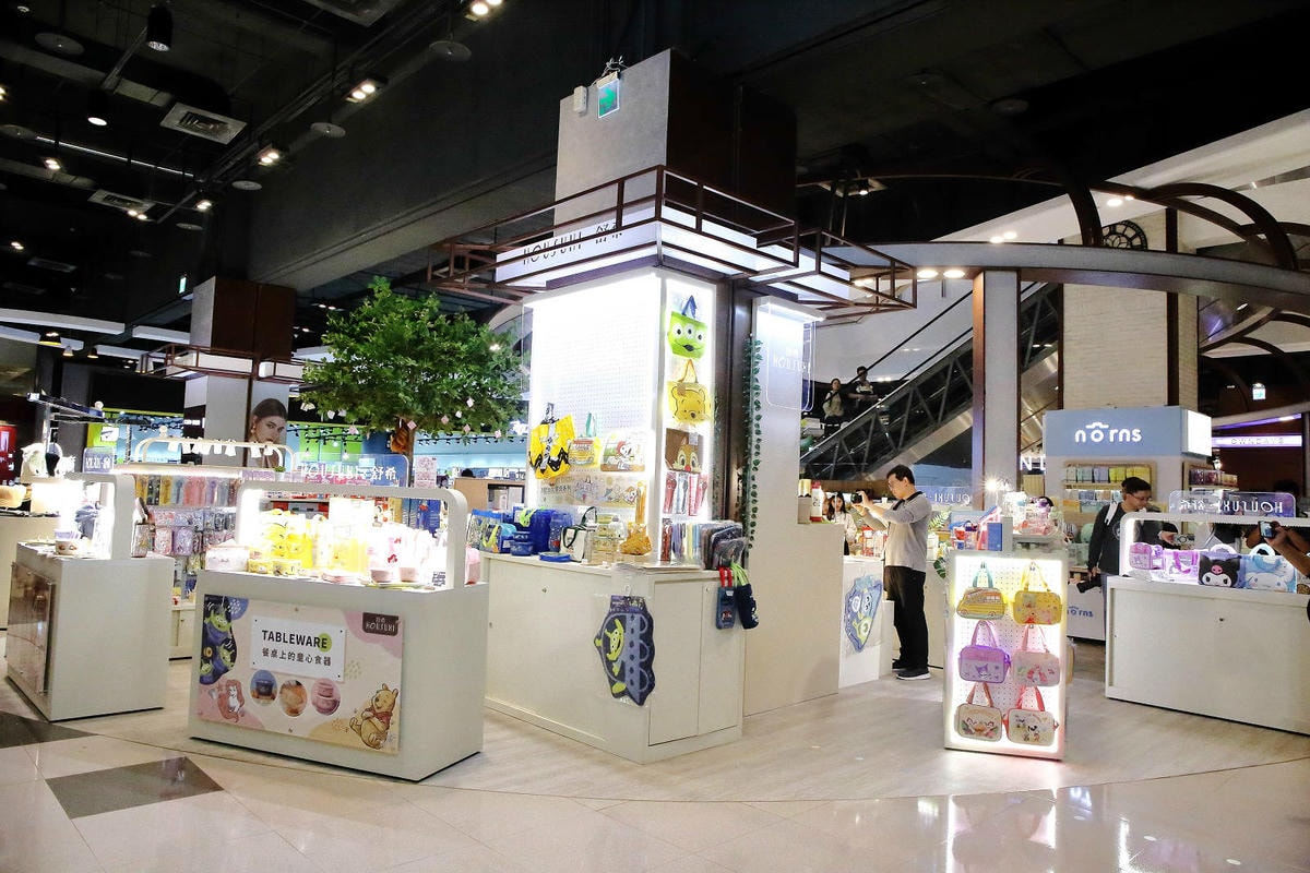 2024年最美室內聖誕裝置藝術在大江購物中心!絕美打卡秘境等 2024年最美室內聖誕裝置藝術在大江購物中心!絕美打卡秘境等