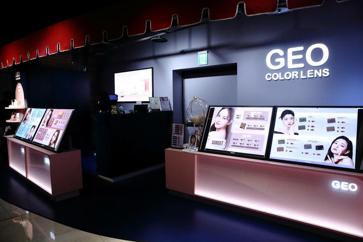 2024年最美室內聖誕裝置藝術在大江購物中心!絕美打卡秘境等 2024年最美室內聖誕裝置藝術在大江購物中心!絕美打卡秘境等