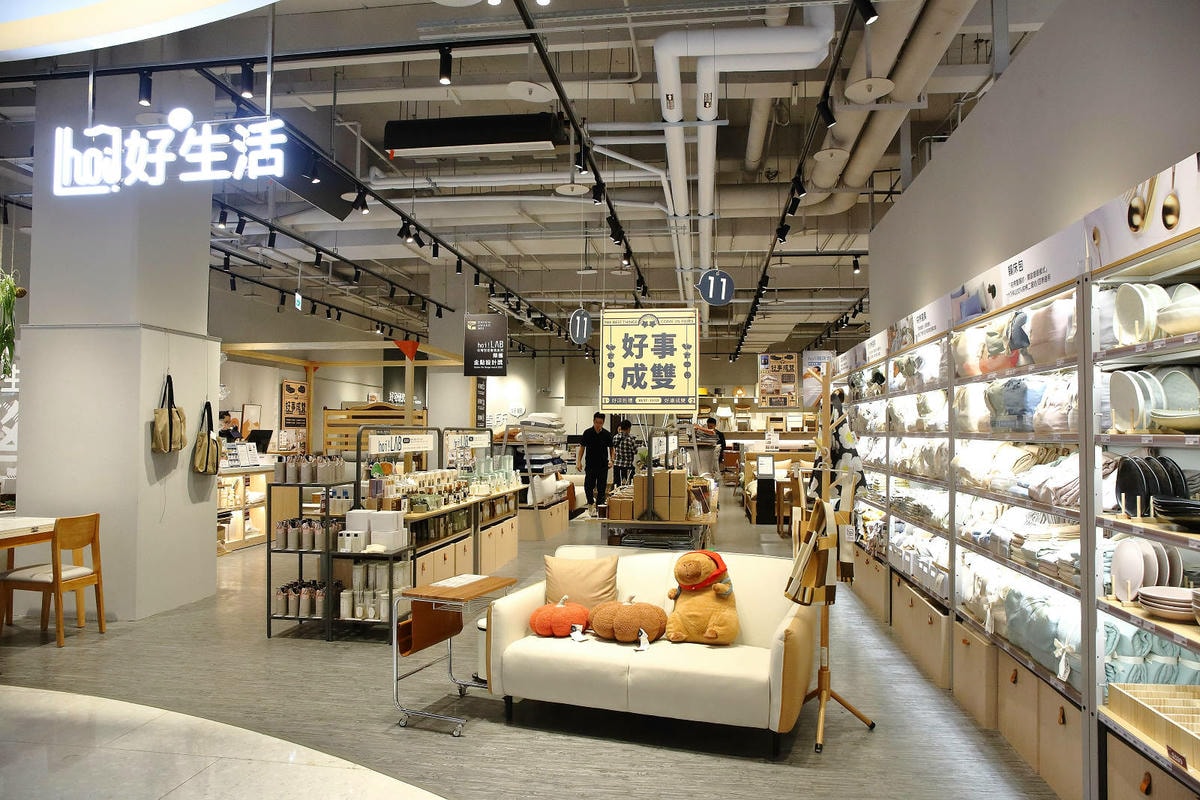 2024年最美室內聖誕裝置藝術在大江購物中心!絕美打卡秘境等 2024年最美室內聖誕裝置藝術在大江購物中心!絕美打卡秘境等