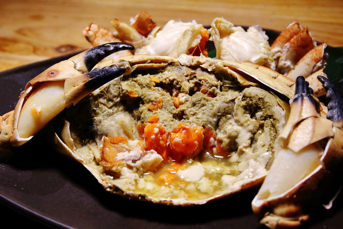 台北日式無菜單料理推薦，建一食堂八品精緻餐點，比臉大的爆卵麵