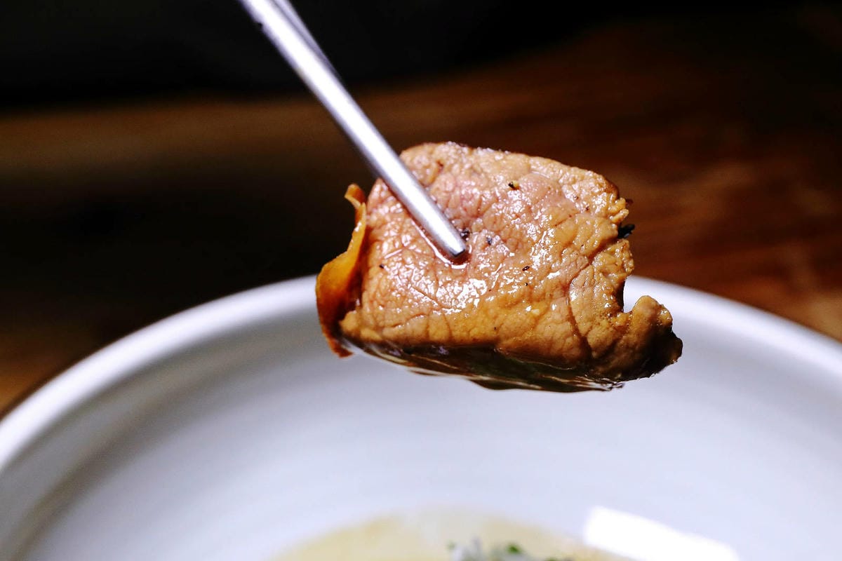 台北日式無菜單料理推薦，建一食堂八品精緻餐點，比臉大的爆卵麵