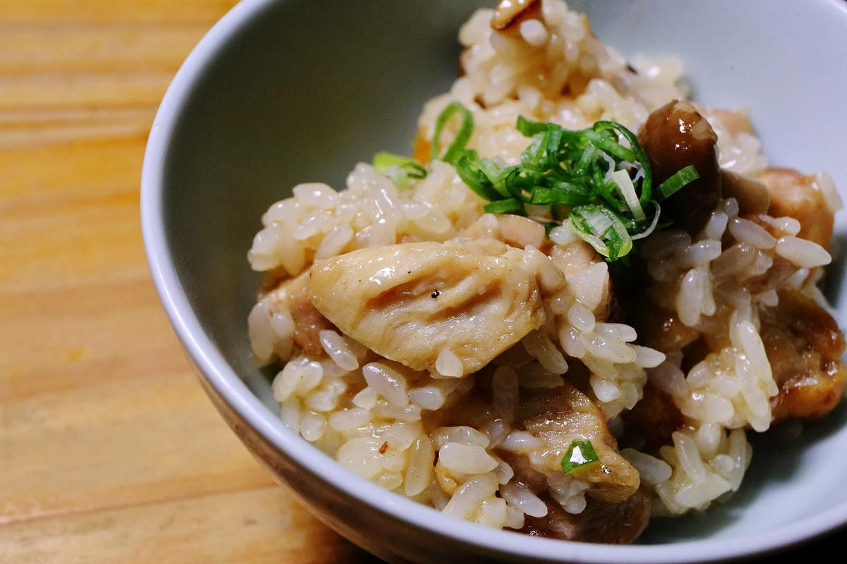 台北日式無菜單料理推薦，建一食堂八品精緻餐點，比臉大的爆卵麵