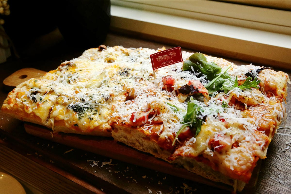 【陽明山美食推薦】阿緹卡Pizza專賣店，正宗羅馬方形披薩這