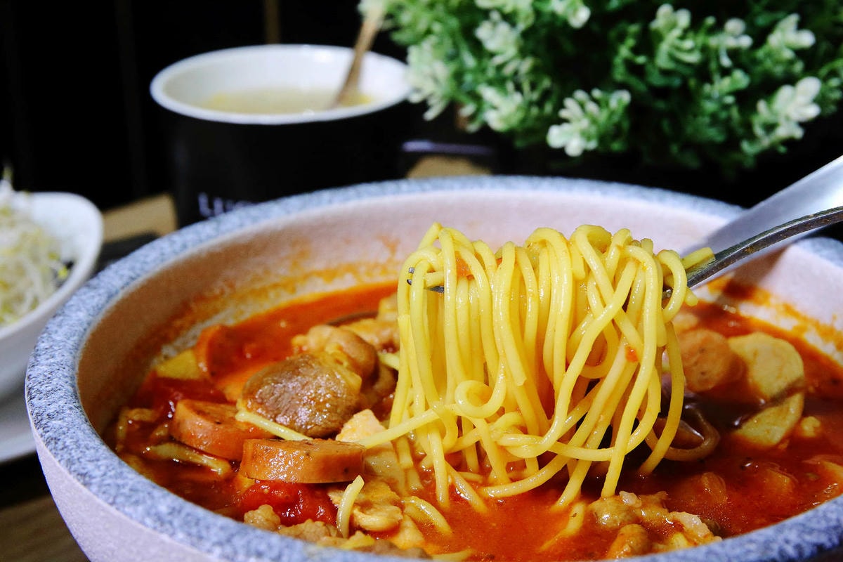 義大利麵「湯麵」專賣!!!全台唯一義大利湯麵連鎖來了,義匠義