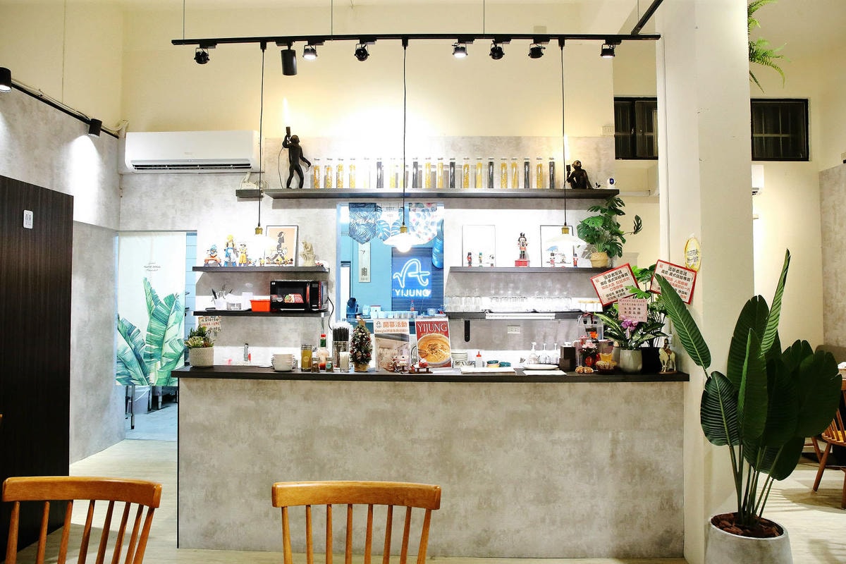 【幸福捷運站美食】新開幕!義匠義式湯麵-新莊昌明店,超級好吃 【幸福捷運站美食】新開幕!義匠義式湯麵-新莊昌明店,超級好吃