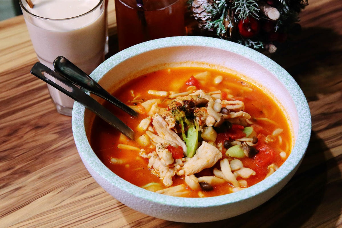 【幸福捷運站美食】新開幕!義匠義式湯麵-新莊昌明店,超級好吃 【幸福捷運站美食】新開幕!義匠義式湯麵-新莊昌明店,超級好吃