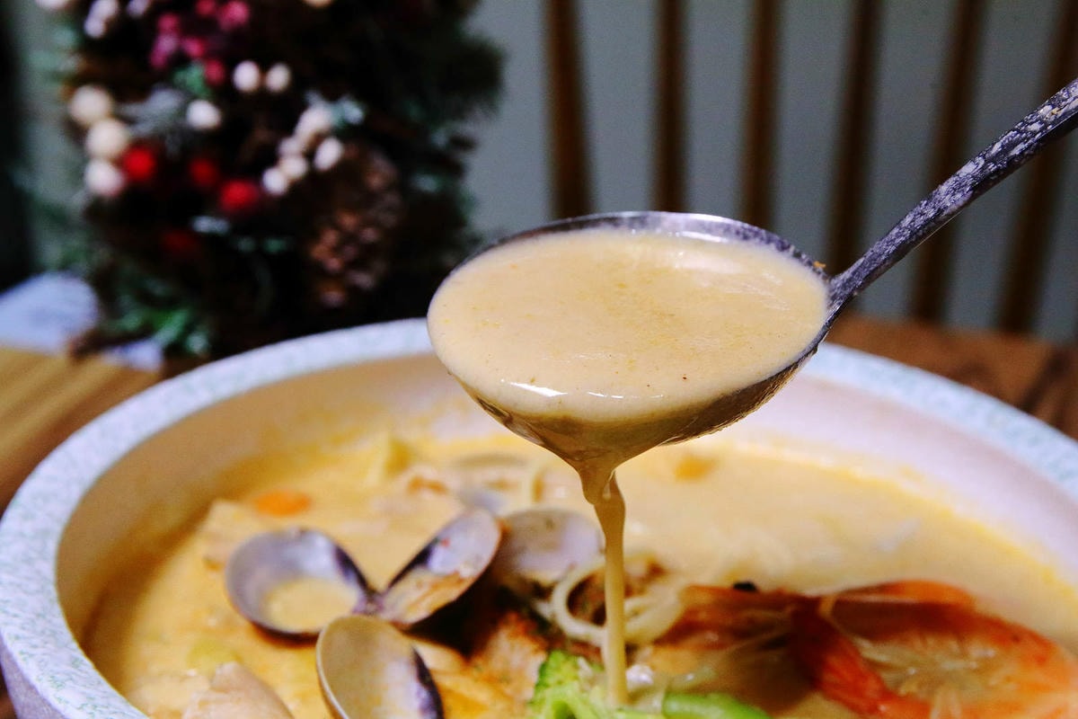 【幸福捷運站美食】新開幕!義匠義式湯麵-新莊昌明店,超級好吃 【幸福捷運站美食】新開幕!義匠義式湯麵-新莊昌明店,超級好吃