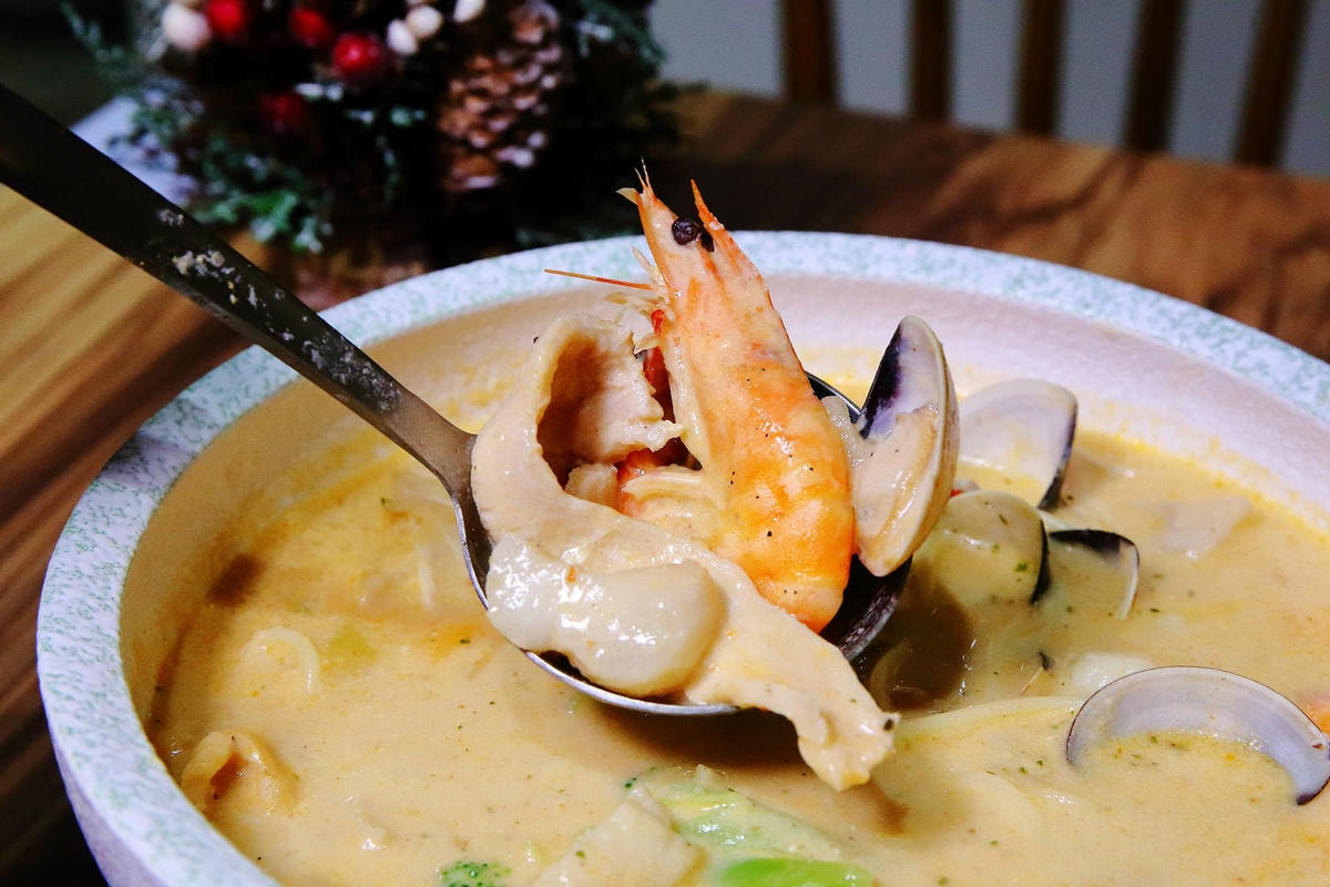 【幸福捷運站美食】新開幕!義匠義式湯麵-新莊昌明店,超級好吃 【幸福捷運站美食】新開幕!義匠義式湯麵-新莊昌明店,超級好吃