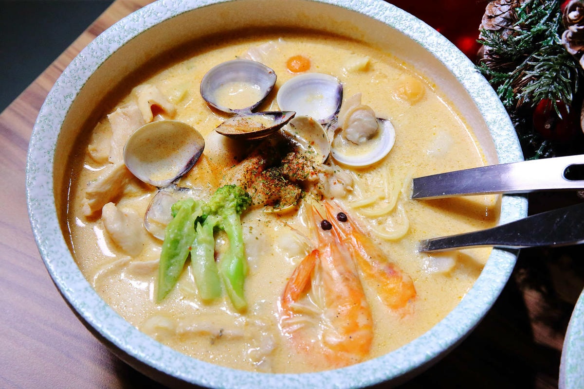 【幸福捷運站美食】新開幕!義匠義式湯麵-新莊昌明店,超級好吃 【幸福捷運站美食】新開幕!義匠義式湯麵-新莊昌明店,超級好吃