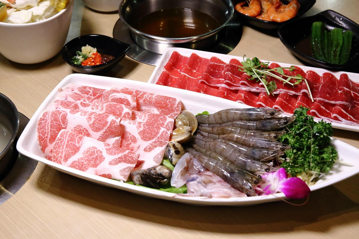 台北火鍋推薦,臨沂殿火鍋,無毒室內養殖白蝦端上桌,忠孝新生C