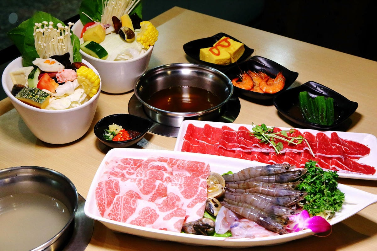 台北火鍋推薦,臨沂殿火鍋,無毒室內養殖白蝦端上桌,忠孝新生C