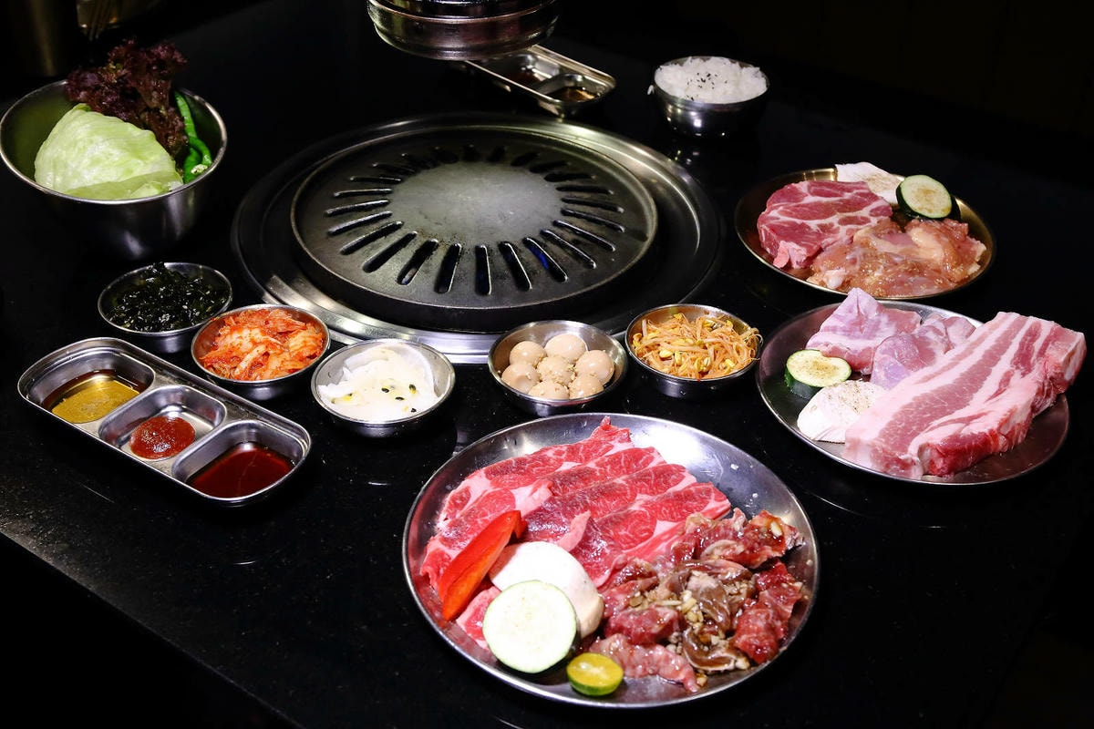 台中必訪!超夯特色燒肉店【燒肉滋滋】,韓式燒肉x韓式料理x韓