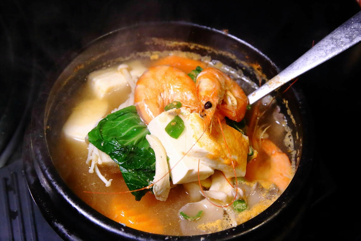 台中必訪!超夯特色燒肉店【燒肉滋滋】,韓式燒肉x韓式料理x韓