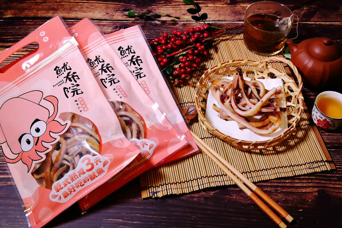 【迪化街美食】全台灣最好吃的魷魚-魷布院,年節暢銷零食、放假